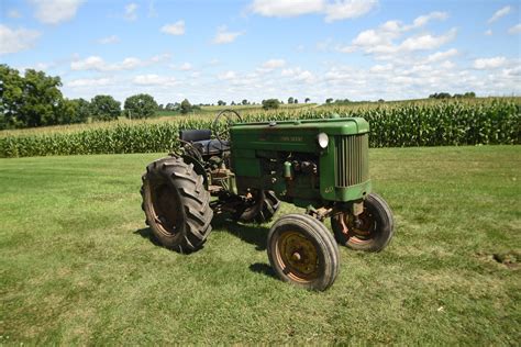 John Deere 40 at Gone Farmin' Fall Premier 2019 as T168 - Mecum Auctions