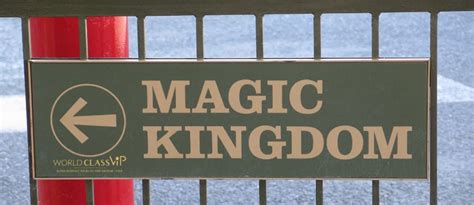 10 of the Best Magic Kingdom Hacks for Your VIP Tour