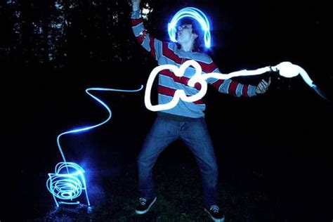 Light Graffiti. I still can’t understand how they do it ;) (24 photos ...