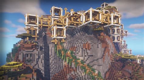 Minecraft Redditor creates stunning mega mountain base