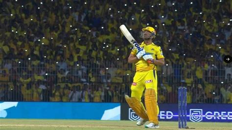 MS Dhoni Six IPL 2023: CSK's Thala Hits Two Consecutive Sixes off Mark ...