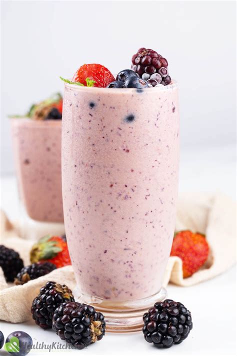 Frozen Fruit Smoothie Recipe - A Refreshing Berry-Mango Summer Blend