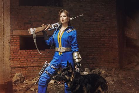 Vault Dweller Cosplay From Fallout - Media Chomp