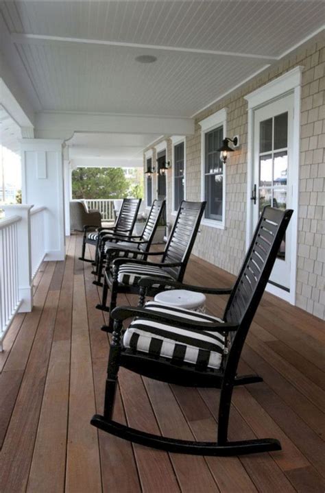 45 Awesome Farmhouse House with Rocking Chair Porch | Porch chairs ...