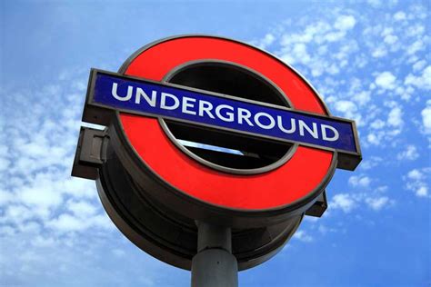 London Underground Logo | Britain Visitor - Travel Guide To Britain