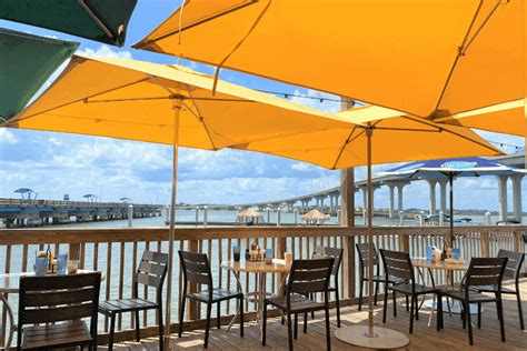 5 Must-Visit Vilano Beach Restaurants: A Local's Guide for 2023 - Keep ...