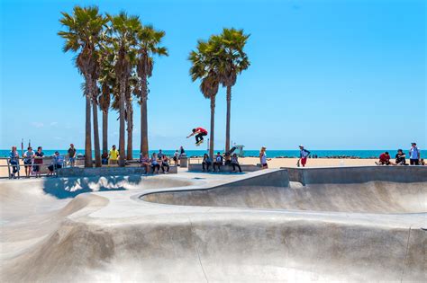 Venice Beach Boardwalk in Los Angeles - Los Angeles’ Most Famous ...