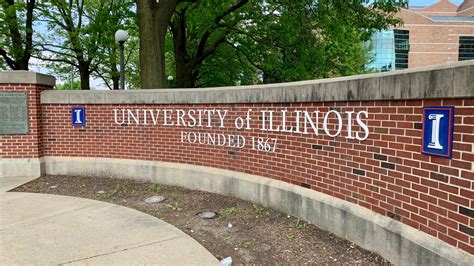 Illinois Moves All Public Universities To Common App In Hopes Of ...