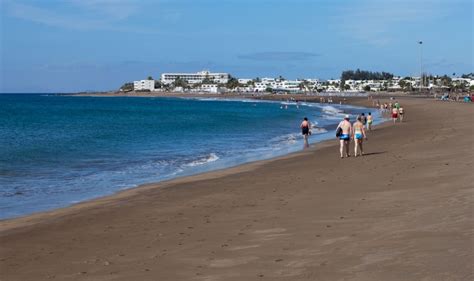 Lanzarote Tourist Guide – Los Pocillos beach, Puerto del Carmen