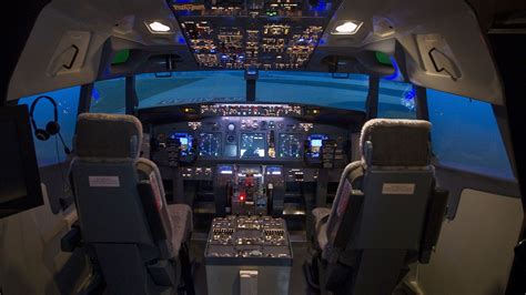 Boeing 777X Interior Cockpit : Take A Virtual Look Inside A Boeing 777 ...