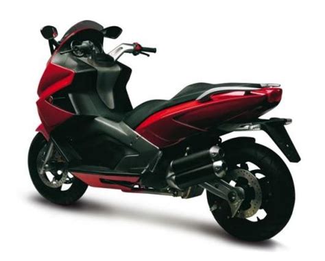 The world's fastest scooter unveiled - 75 bhp 850cc V-twin