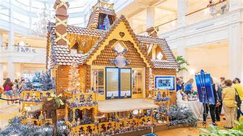 A look at the life size 50th anniversary 2021 Gingerbread House at ...