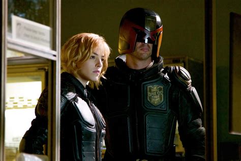 DREDD Featurette