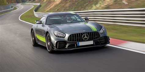 Mercedes-Benz AMG GT R (2015-2022) Review 2025 | Drive, Specs & Pricing ...