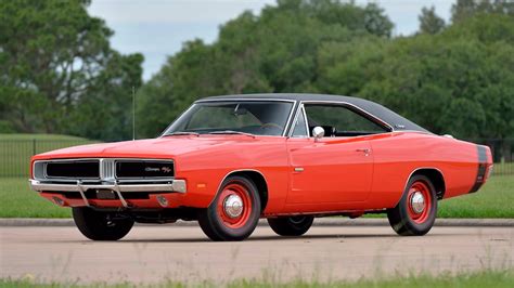 1969 Dodge Hemi Charger R/T - CLASSIC.COM