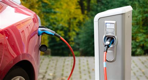 A Quick 4-Step Guide to Home EV Charging Stations