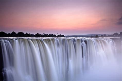 Victoria Falls National Park Zimbabwe: Safaris & Bush Camps