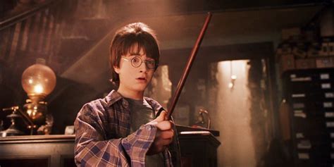 Harry Potter & The Sorcerer's Stone Gets Magical Movie Mode Home Release