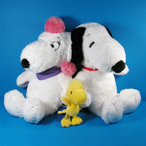 Snoopy & Fifi from Build-A-Bear - Product Review - CollectPeanuts.com