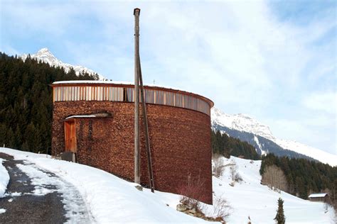 Architecture of Peter Zumthor - A Selected Portfolio