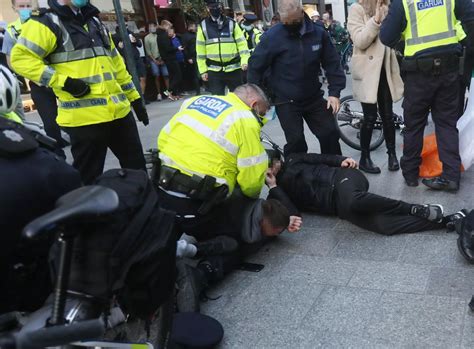 Chaotic scenes as 11 arrested in Dublin City Centre following anti ...