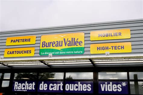 Bureau Vallee Logo Brand and Text Sign Facade Shop Office Market ...