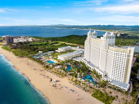 Riu Emerald Bay All-Inclusive Resort