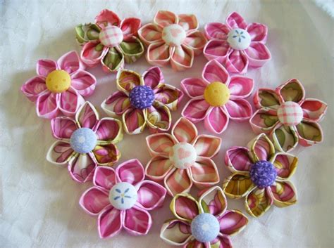 Kanzashi Fabric Flowers PDF Tutorial ... pattern no. 2 ... with free ...