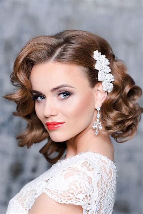 40 Bridesmaid Hairstyles To Look Unforgettable - Fave HairStyles