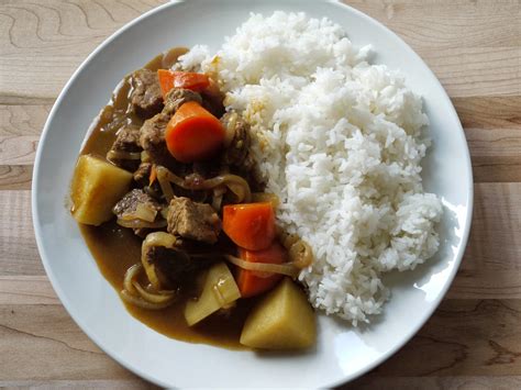 Miss Wong's Kitchen: How to make Beef Curry Rice 咖哩牛肉飯