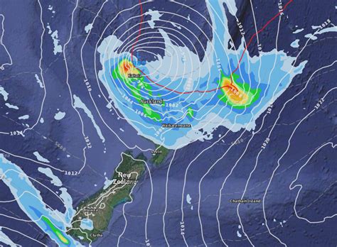 Cyclone Hola now heading to New Zealand, main threat is Monday (+8 maps ...