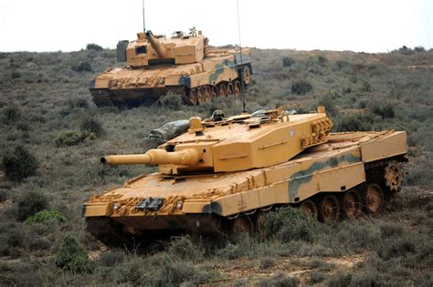 Desert camo with turkish leopard2a4 tanks in syria afrin - operation ...