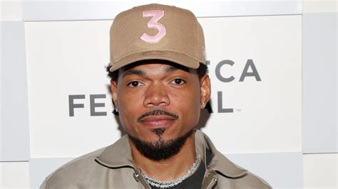 The Real Reason Chance The Rapper Always Wears A 3 Hat - Internewscast