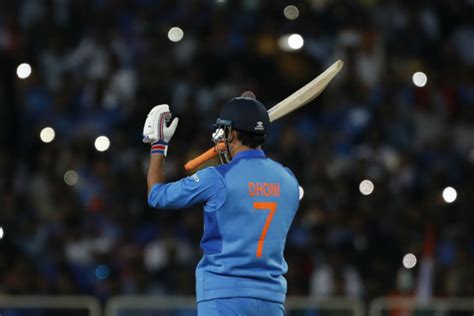 Dhoni effect: No 7 jersey may remain unused by India players - myKhel