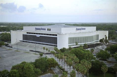 Orlando Magic Arena Blown Up (4 pics + 1 video) - Izismile.com