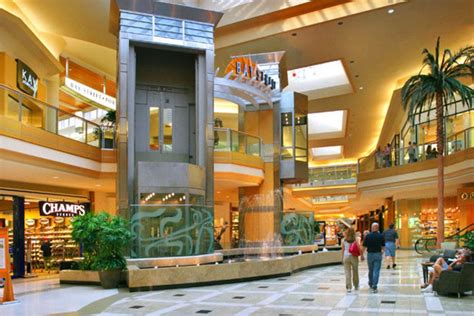 Tampa Malls and Shopping Centers: 10Best Mall Reviews