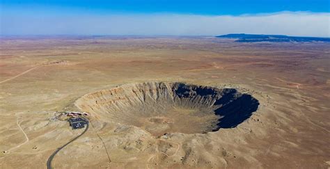 Meteor Crater Arizona: Where is it? How to visit it?