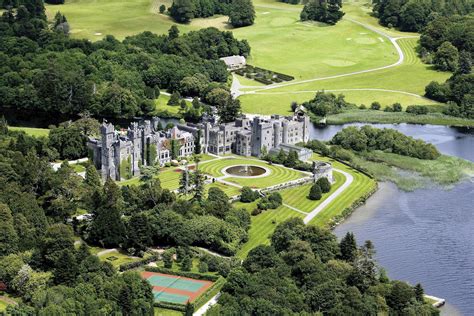 Iconic Ireland and Ashford Castle Tour 2024 | Trafalgar