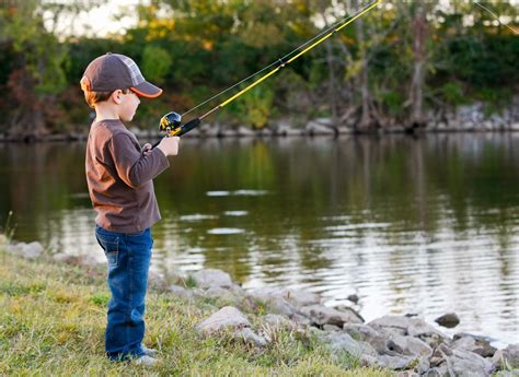 Things to Consider When Buying a Fishing Rod For Your Kid(s)