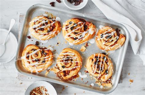 Vegan Cinnamon Rolls Recipe | Tesco Real Food