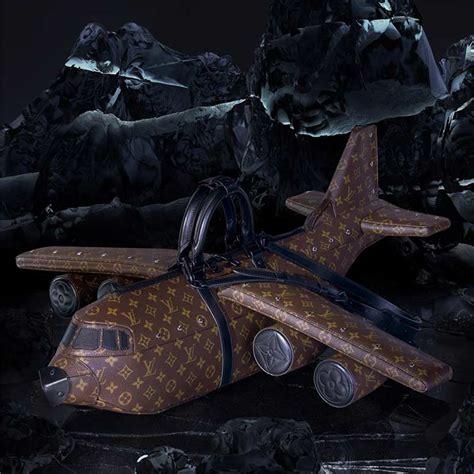 Airplane Shaped Purse Louis Vuitton Girolata | semashow.com