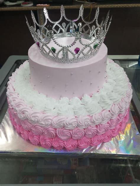 Crown Cake For Princess, थीम केक in Darshan Purwa, Kanpur , Preeti ...