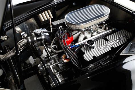 Ford Motorsport 427 Winsor crate engine in a Factory Five Cobra Replica ...