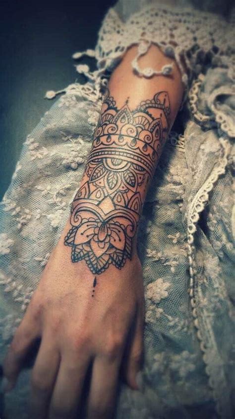 Tatuajes de mandalas una mística alternativa y sus significados