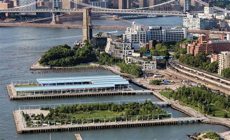 Pier 3 at Brooklyn Bridge Park by Michael Van Valkenburgh Associates ...