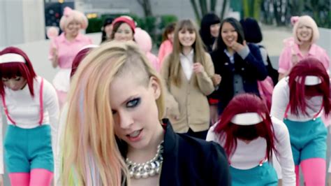 Hello Kitty {Music Video} - Avril Lavigne Photo (38715397) - Fanpop