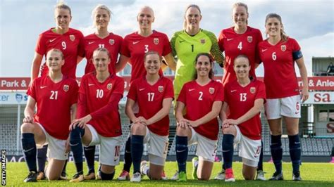 Norway will pay their male and female football teams the same - BBC Sport