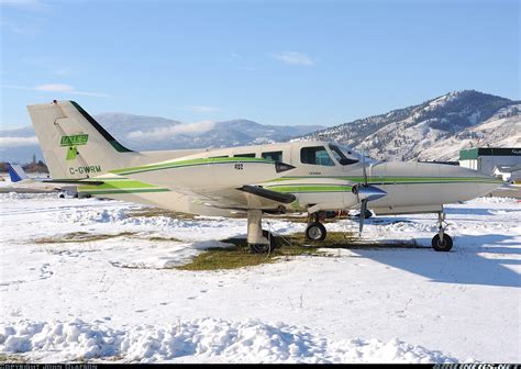 Cessna 402B ... - Untitled | Aviation Photo #1828599 | Airliners.net