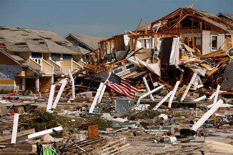 Hurricane Michael devastates Mexico Beach, Florida - CBS News