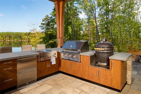 Outdoor Grill Cabinets l Trex Outdoor Kitchens